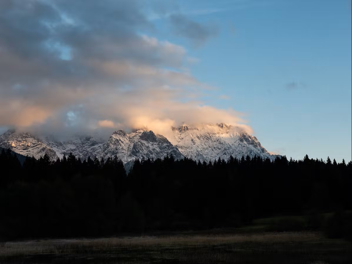 Bild Abendlicher Ausblick am Tennsee mit Bergkulisse 