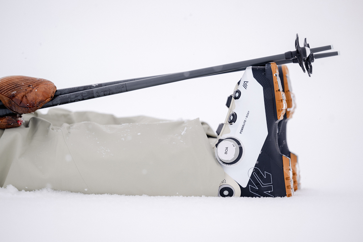 Skischuhe mit BOA-Fit Technologie