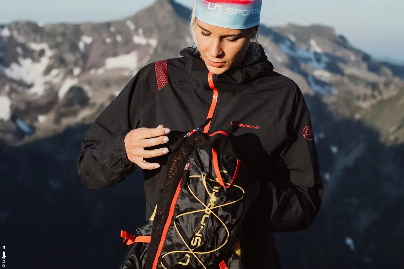 Bild Mit dem richtigen Rucksack musst du auf deinem Trailrun auf nichts verzichten.