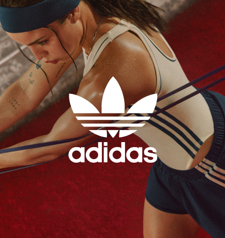 Frau beim Training und adidas Originals Logo