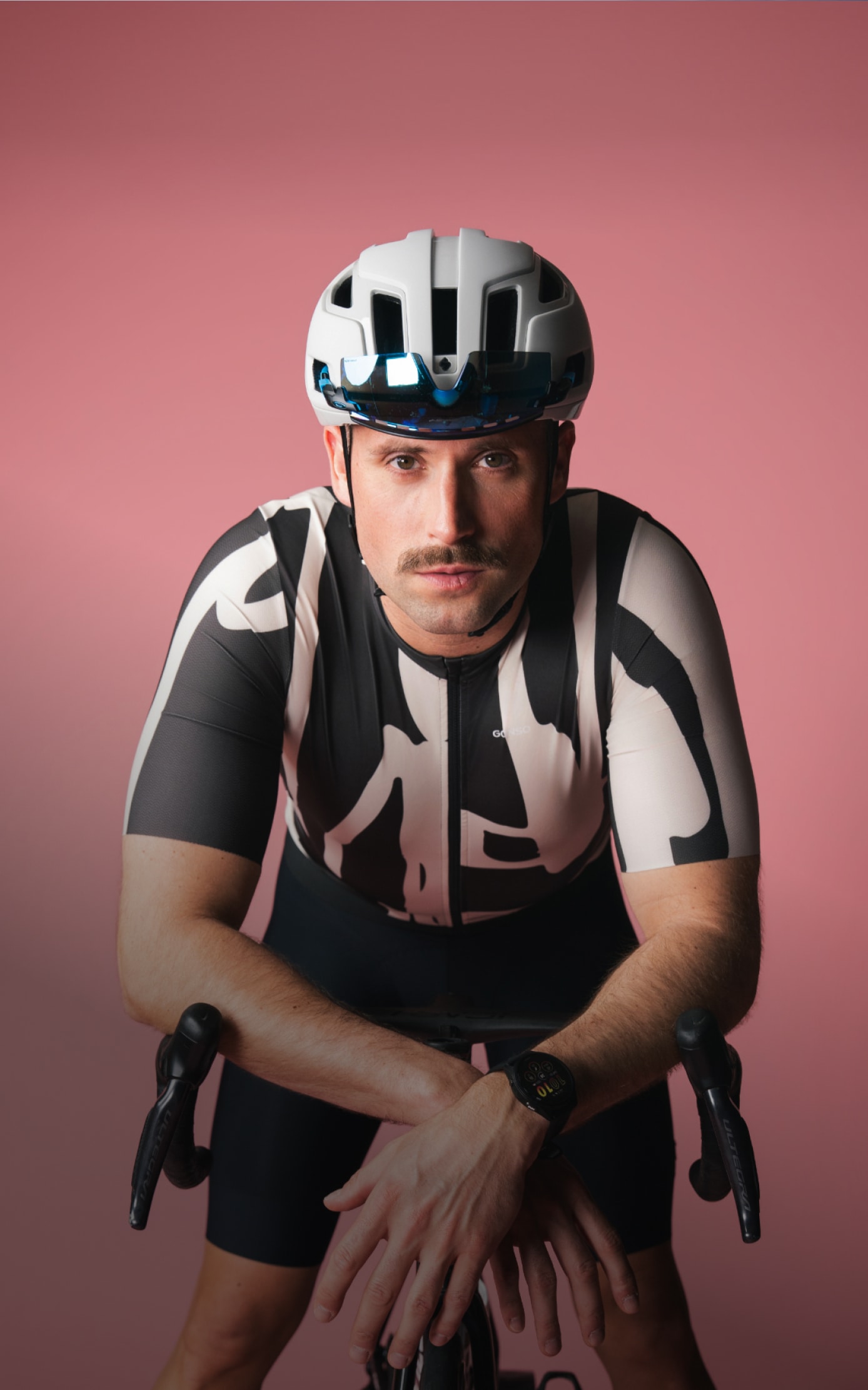 Bild: Rennrad brandneu beim Schuster