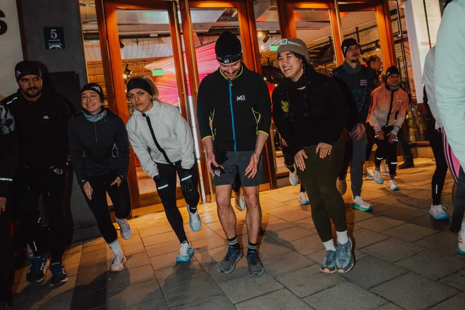 Teilnehmende am Schuster Community Run mit adidas