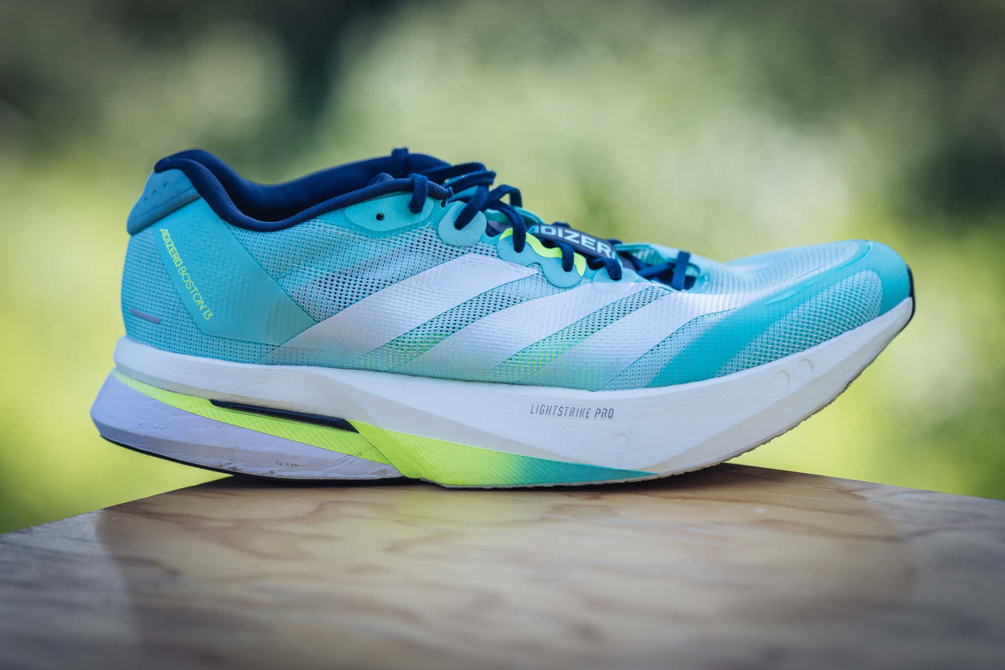 Nahaufnahme adidas Adizero Boston 13