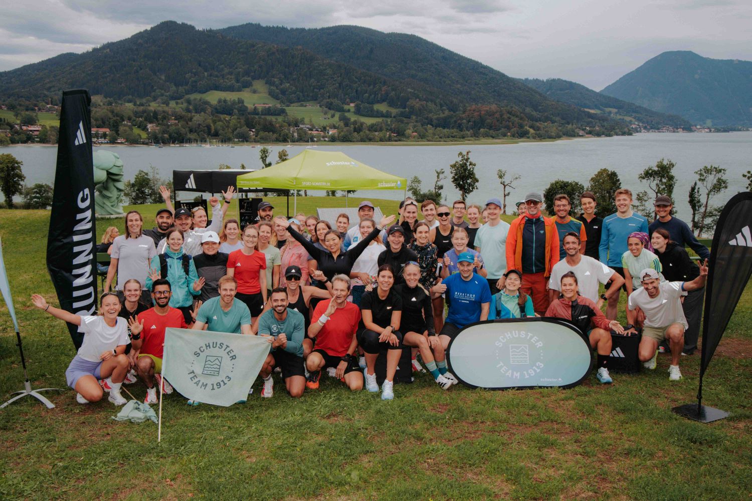 Schuster Community Gruppenbild