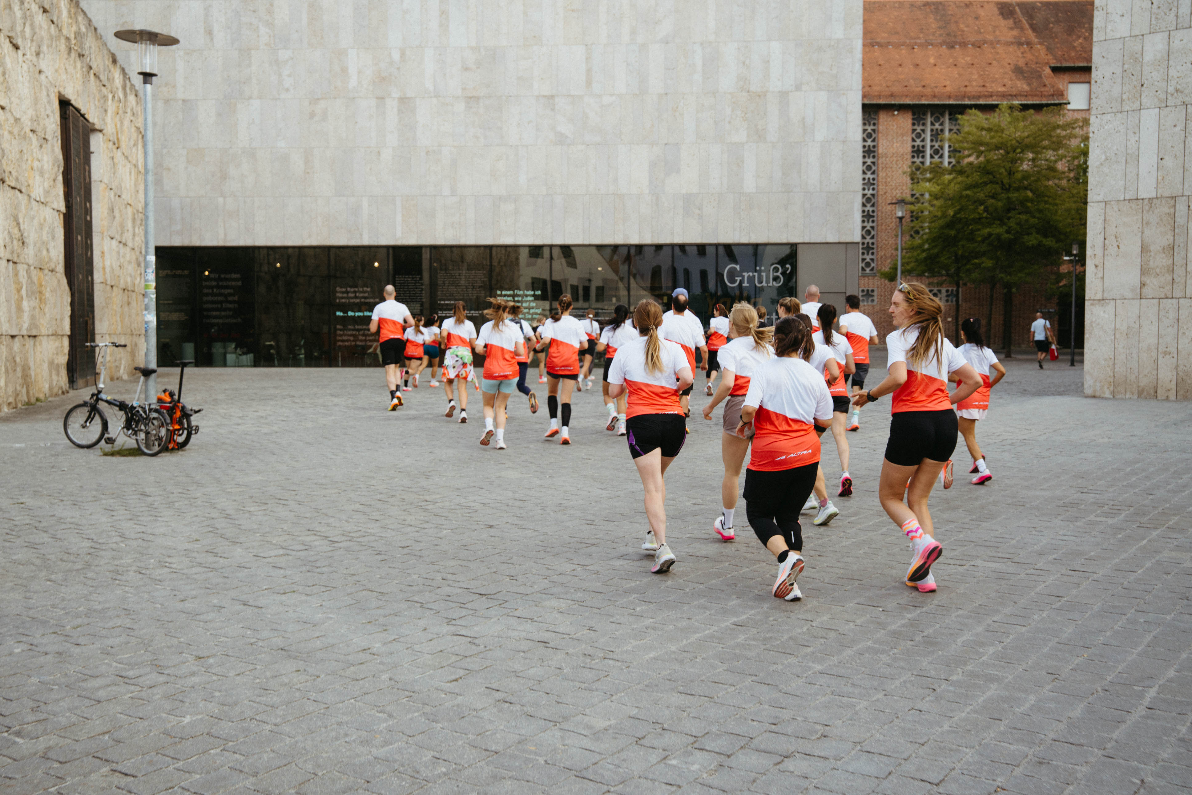 Schuster Community beim Altra Run