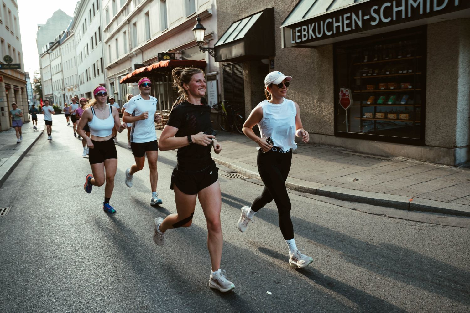 Schuster Community Run mit asics & Alpina