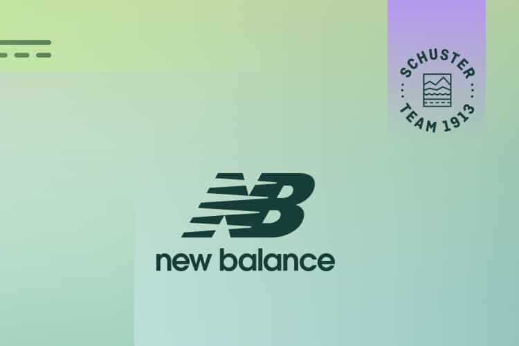 New Balance Logo auf grünem Hintergrund