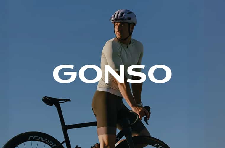Rennradfahrer und Gonso Logo
