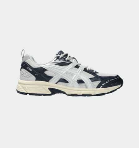 Sneaker von Asics