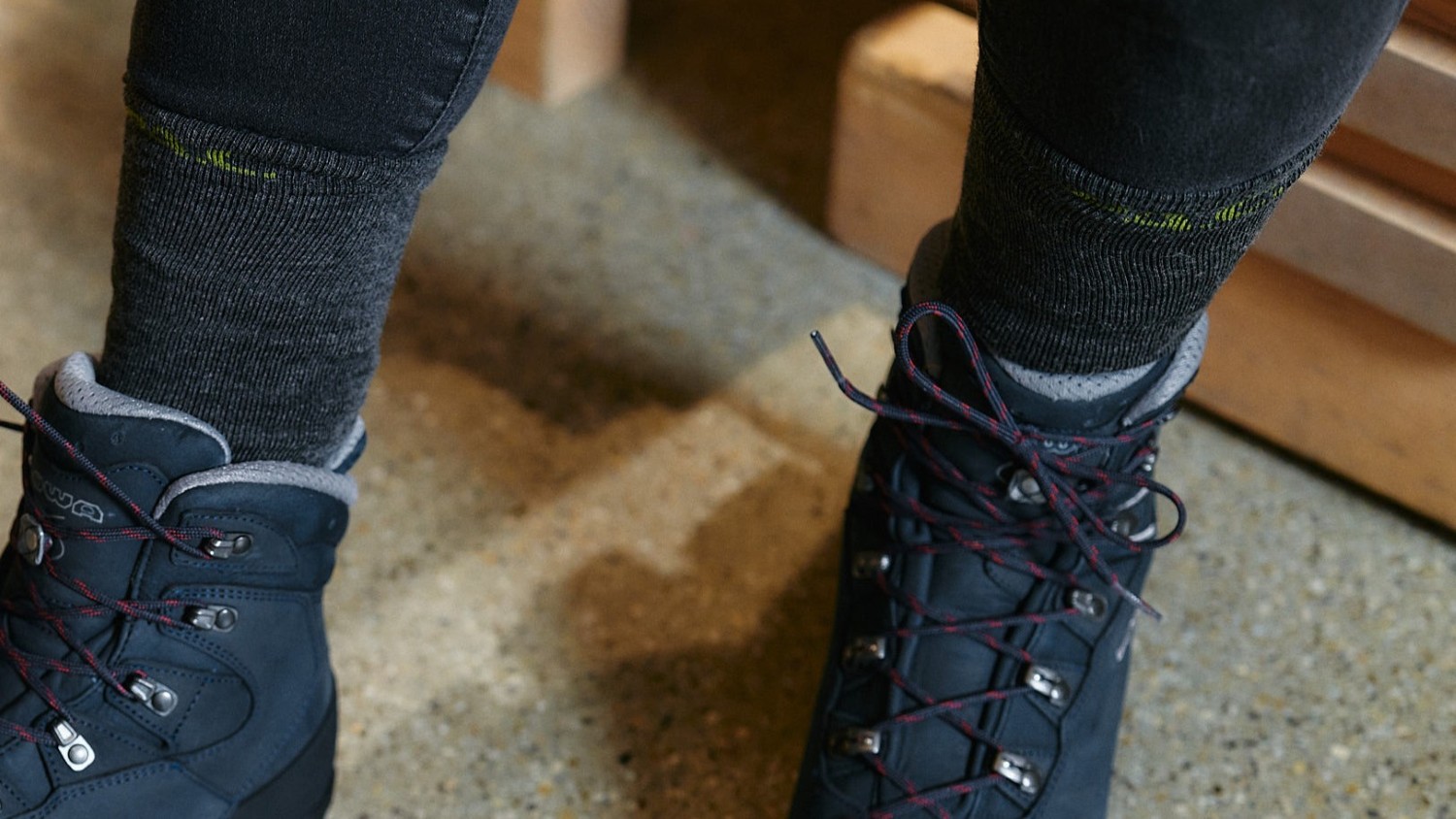 Merino vs Kunstfaser Wandersocken