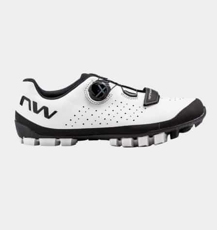 Weiße MTB-Schuhe von Northwave