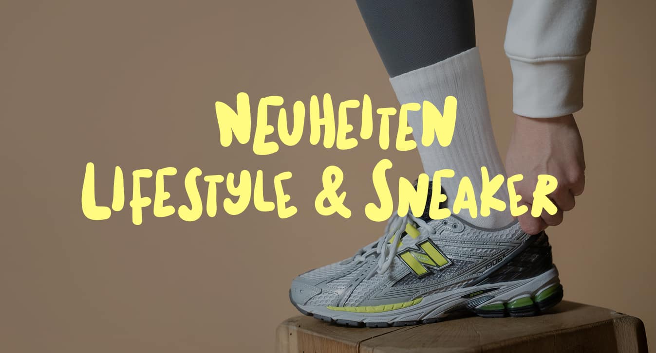 New Balance Sneaker und Schrift 
