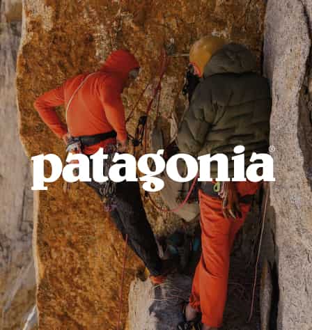 Zwei Kletterer und Patagonia Logo