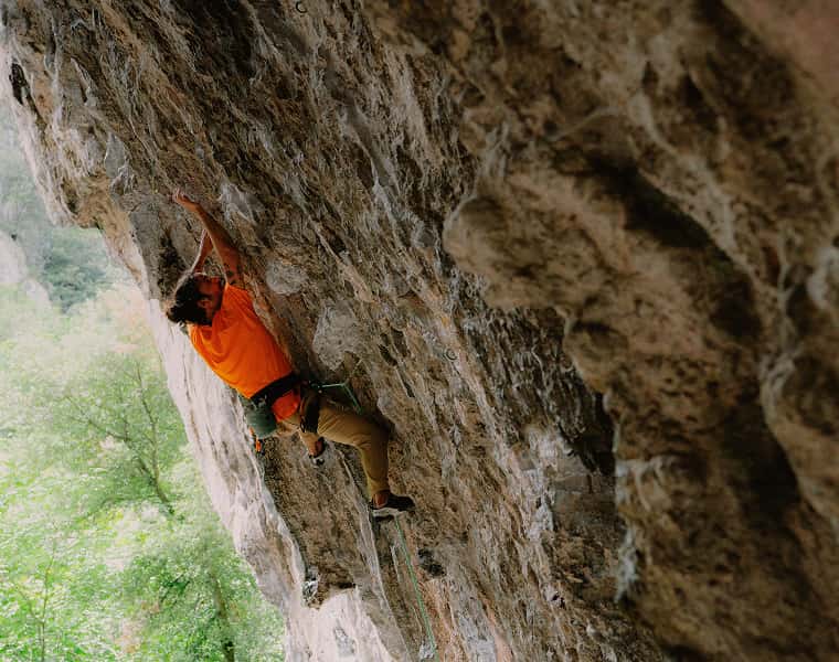 Kletterer in Salewa Bekleidung