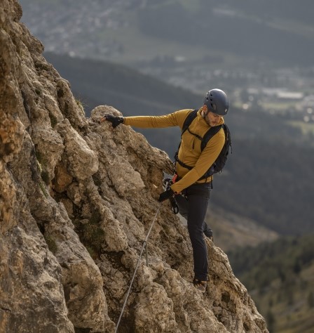 Klettersteiggeher am Berg