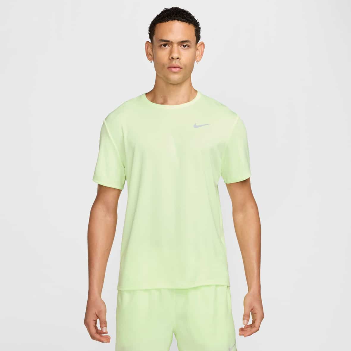 Miler Dri-FIT UV Herren Laufshirt Gelb_701__BARELY VOLT/REFLECTIVE SILV | XL