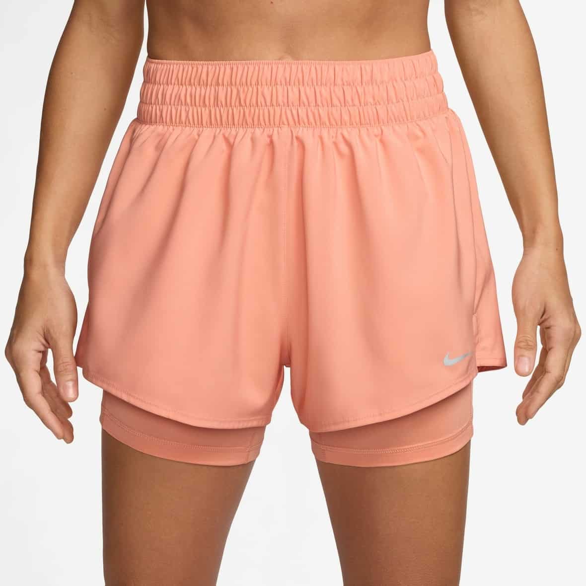 W NK One Dri-Fit HR 3in 2n1 Short Damen Shorts Apricot_844__APRICOT AGATE/REFLECTIVE SILV | M