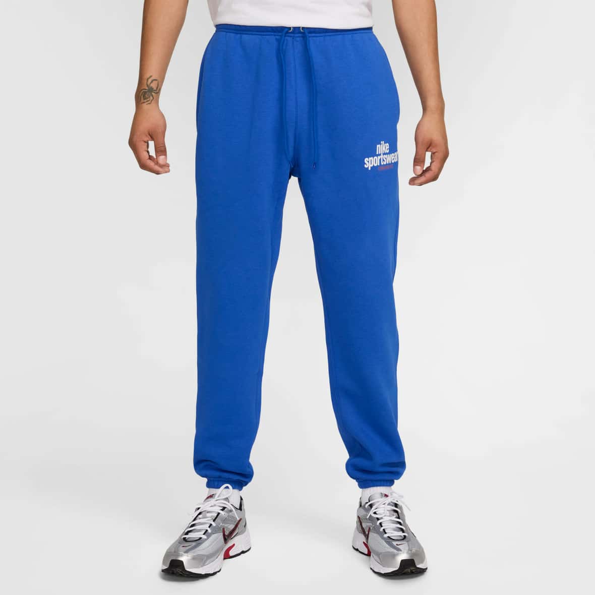 M NK Club BB CF Pant NSW GFX Blau_480__GAME ROYAL/GAME ROYAL/WHITE | XXL