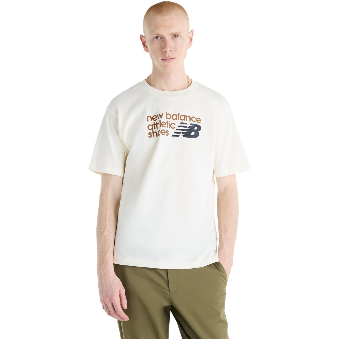 Athletics Relaxed Premium Chest Logo  Herren T-Shirt Beige_AGA | L
