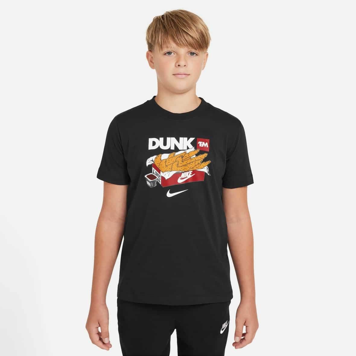 HQ3235 Nike Sportswear Big Kids' T- Schwarz_010__BLACK | M