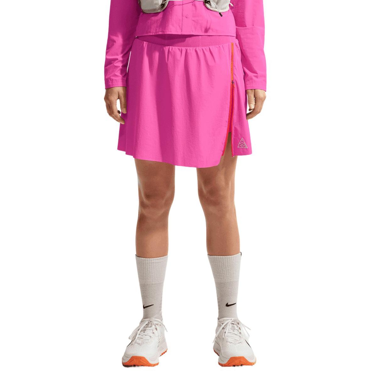 ACG High Stakes  Damen Shorts Pink_698__DESERT PINK/LT CRIMSON/SUMMIT WHITE | XS