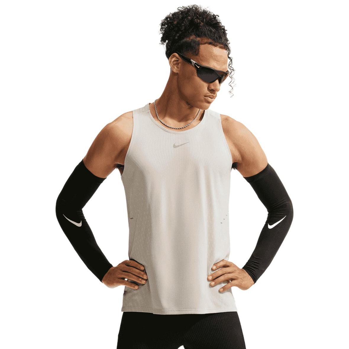 Stride Tank Herren Laufshirt Beige_236__CREAM II/SAIL/REFLECTIVE SILV | M