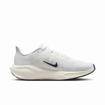 Weiß_WHITE/ARMORY NAVY-HYPER CRIMSO