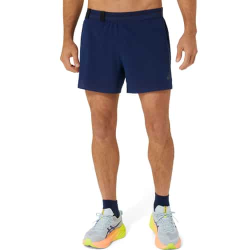 Asics Metarun 5in Short bei Sport Schuster München