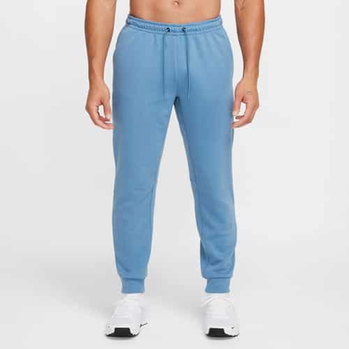 Nike Primary Fleece Herren Trainingshose bei Sport Schuster München