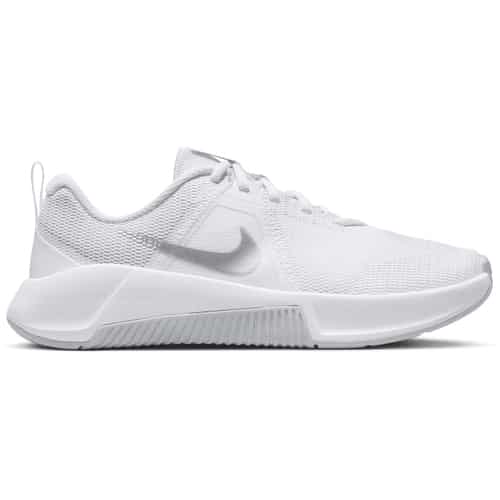 Nike MC Trainer 3 Damen Trainingsschuhe bei Sport Schuster München