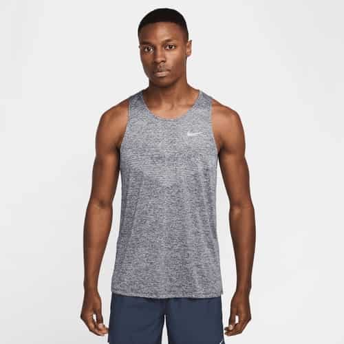 Nike NK Dri-Fit ADV Stride  Herren Laufshirt bei Sport Schuster München