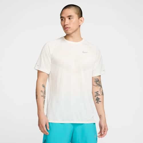Nike Dri-Fit ADV Stride Herren Laufshirt bei Sport Schuster München