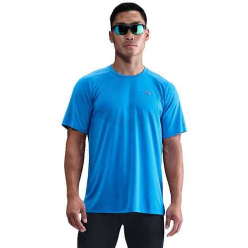 Nike Dri-Fit ADV Stride Herren Laufshirt bei Sport Schuster München
