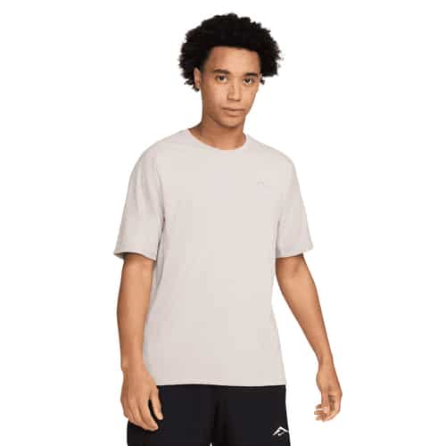 Nike Solar Chase Dri-FIT Herren Laufshirt bei Sport Schuster München