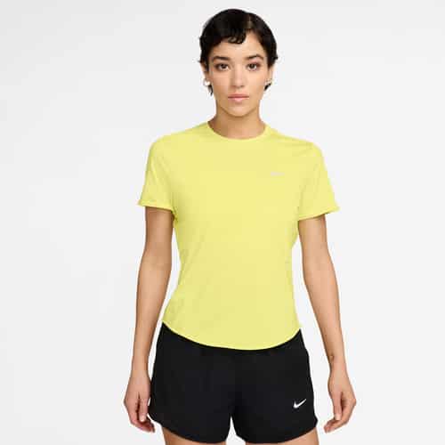Nike Swift Dri-Fit  Damen Laufshirt bei Sport Schuster München
