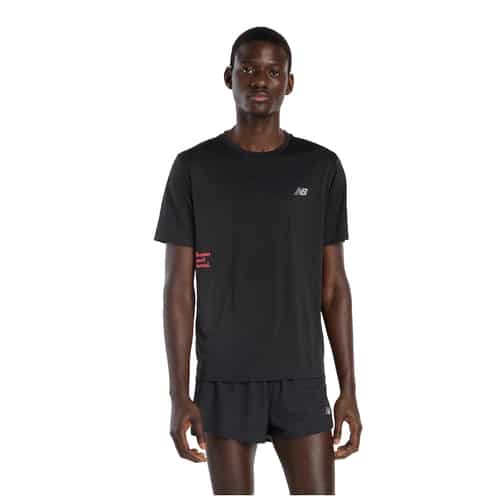 New Balance Athletics Graphic  Herren Laufshirt bei Sport Schuster München