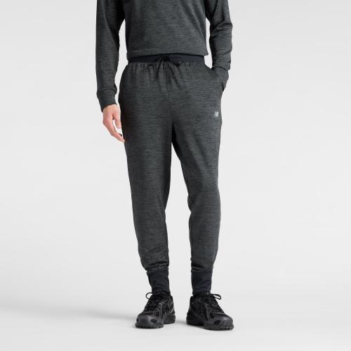 New Balance Athletics Heat Grid Herren Laufhose bei Sport Schuster München