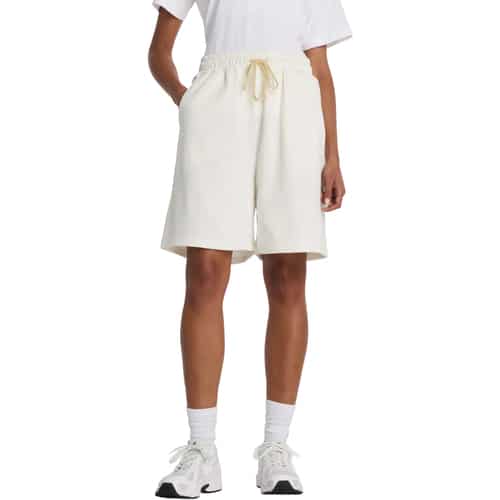 New Balance Coastal Fleece Bermuda  Damen Shorts bei Sport Schuster München