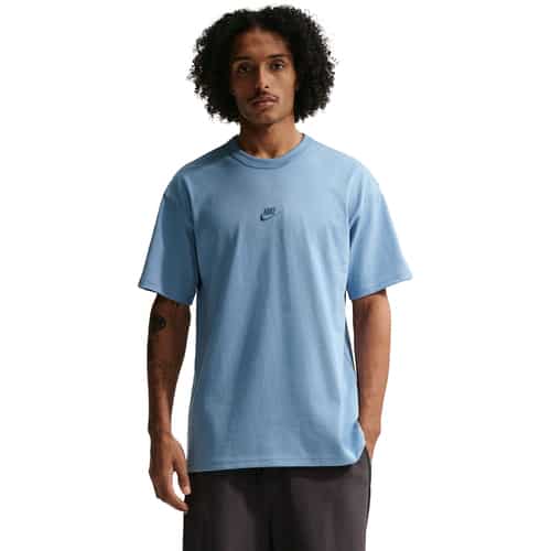 Nike Premium Essentials Herren T-Shirt bei Sport Schuster München
