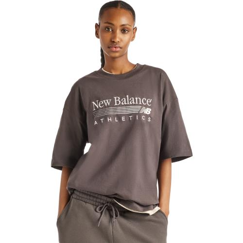 New Balance Trackside Oversized  Damen T-Shirt bei Sport Schuster München