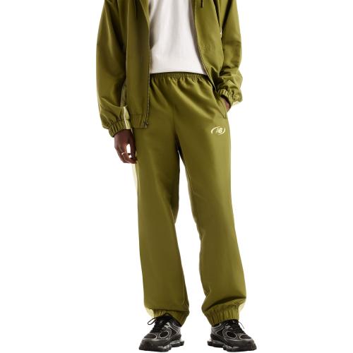 New Balance Trackside Woven  Herren Trainingshose bei Sport Schuster München