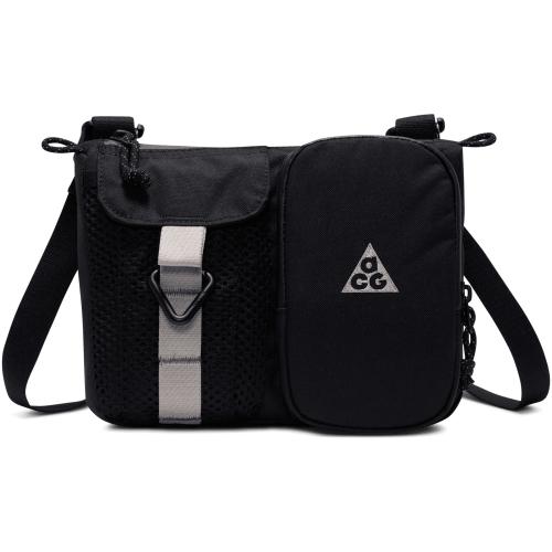 Nike Daymax Crossbody Sportrucksack bei Sport Schuster München