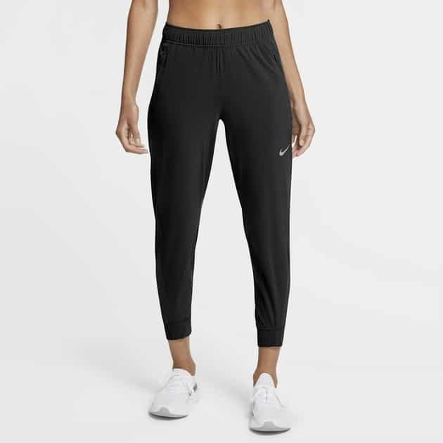 Nike W NK Essential Pant Cool bei Sport Schuster München