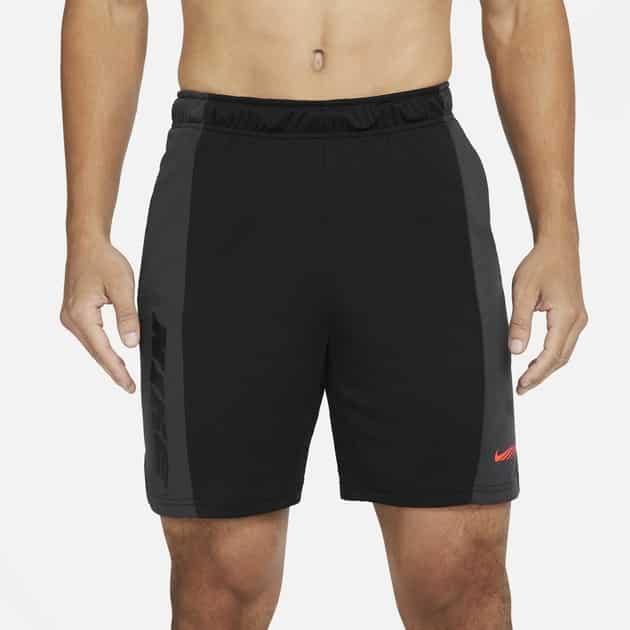 Nike M NK Dry Short Energy SC bei Sport Schuster München