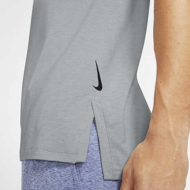 Nike M NK Dri-Fit Tank Yoga bei Sport Schuster München